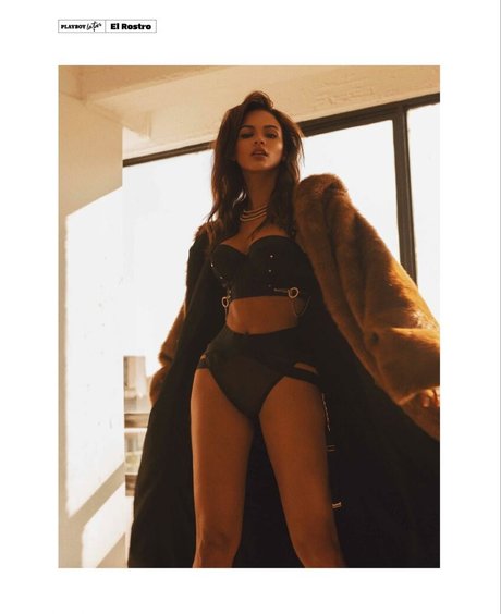 Naken läckt OnlyFans-bild av Catalina Mouthon Jeni