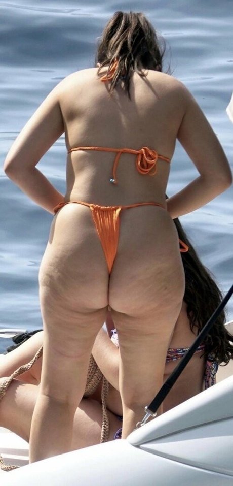 Обнаженная фотография утечки OnlyFans от Camilla Cabelo