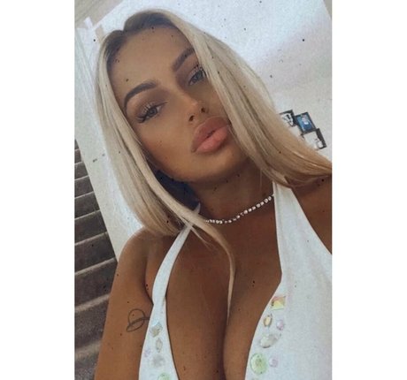 Naken lekkede OnlyFans-bilde av Laurenchelseamossx