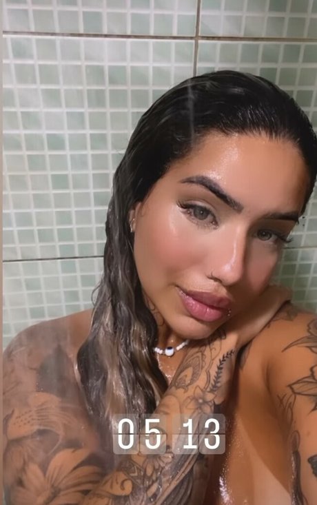 Naken läckt OnlyFans-bild av Muito Linda