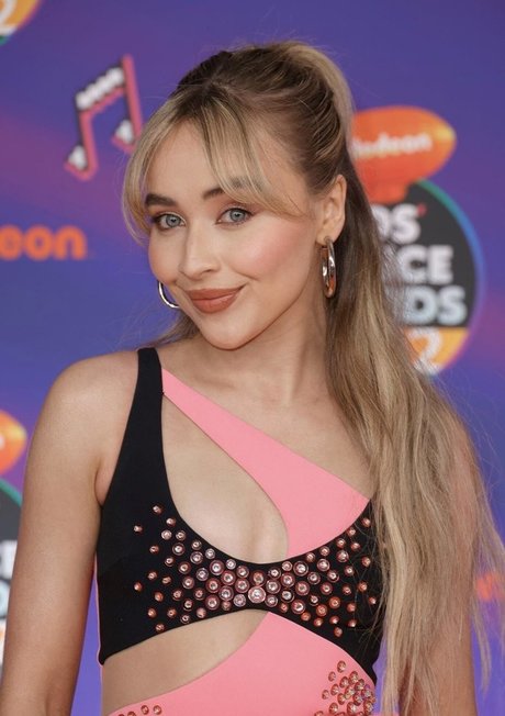 Sabrina Carpenter