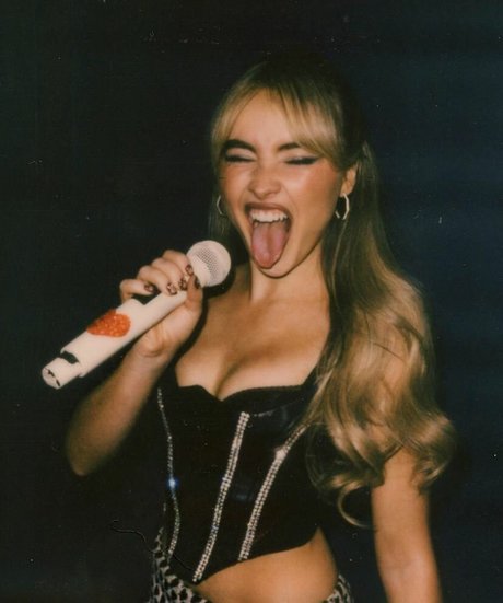 Sabrina Carpenter