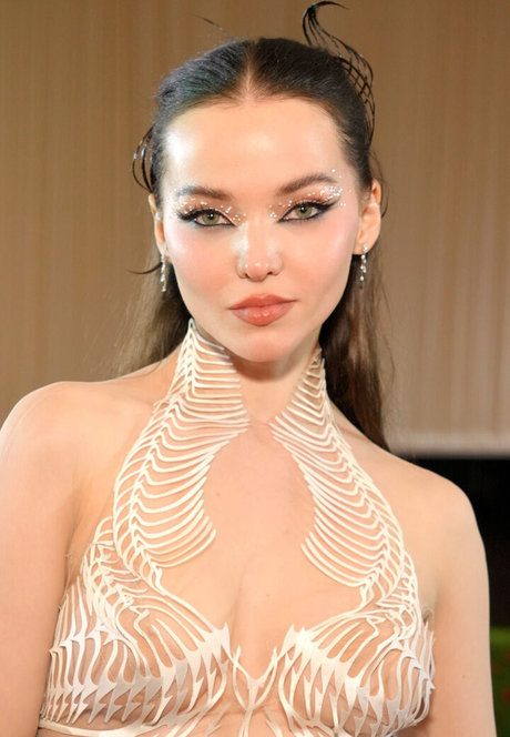 Dove Cameron