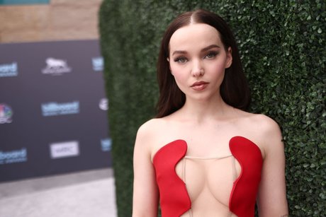 Dove Cameron