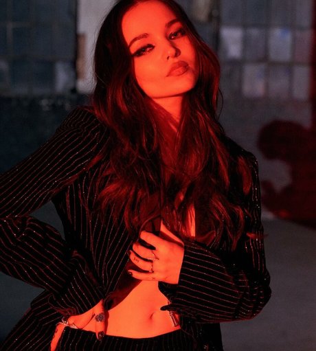 Dove Cameron