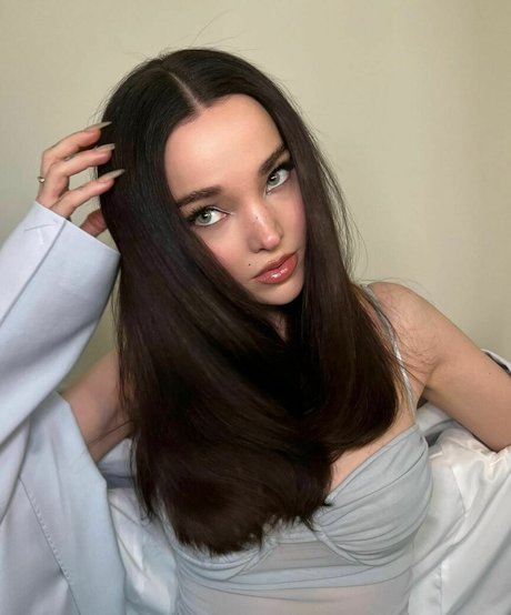 Dove Cameron