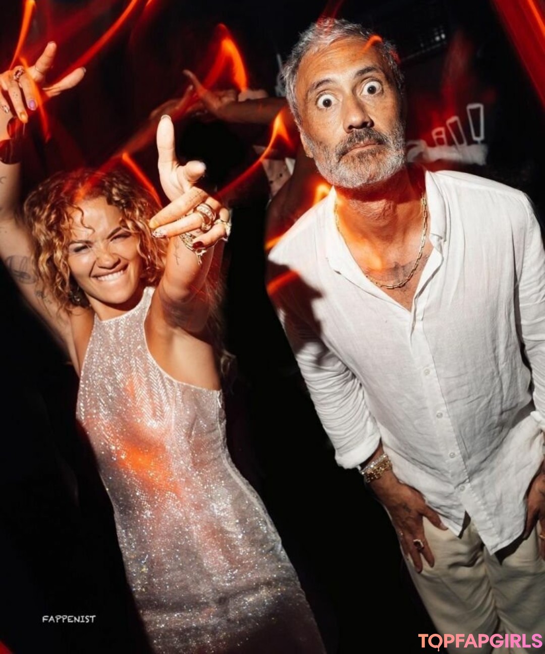 Nahá fotka uniklých OnlyFans od Rita Ora #1914