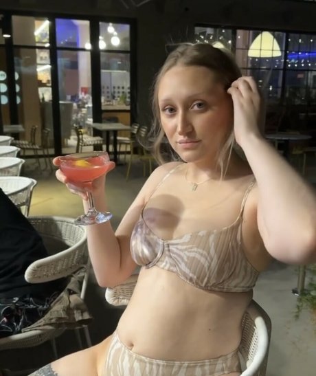 Strawberrytallcakee  nude leaked OnlyFans photo