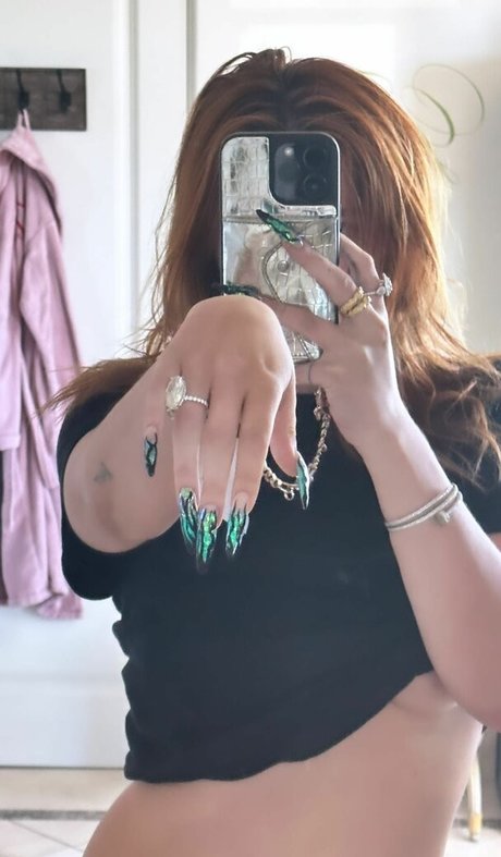 Bella Thorne