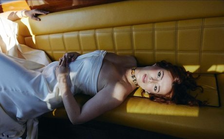 Bella Thorne