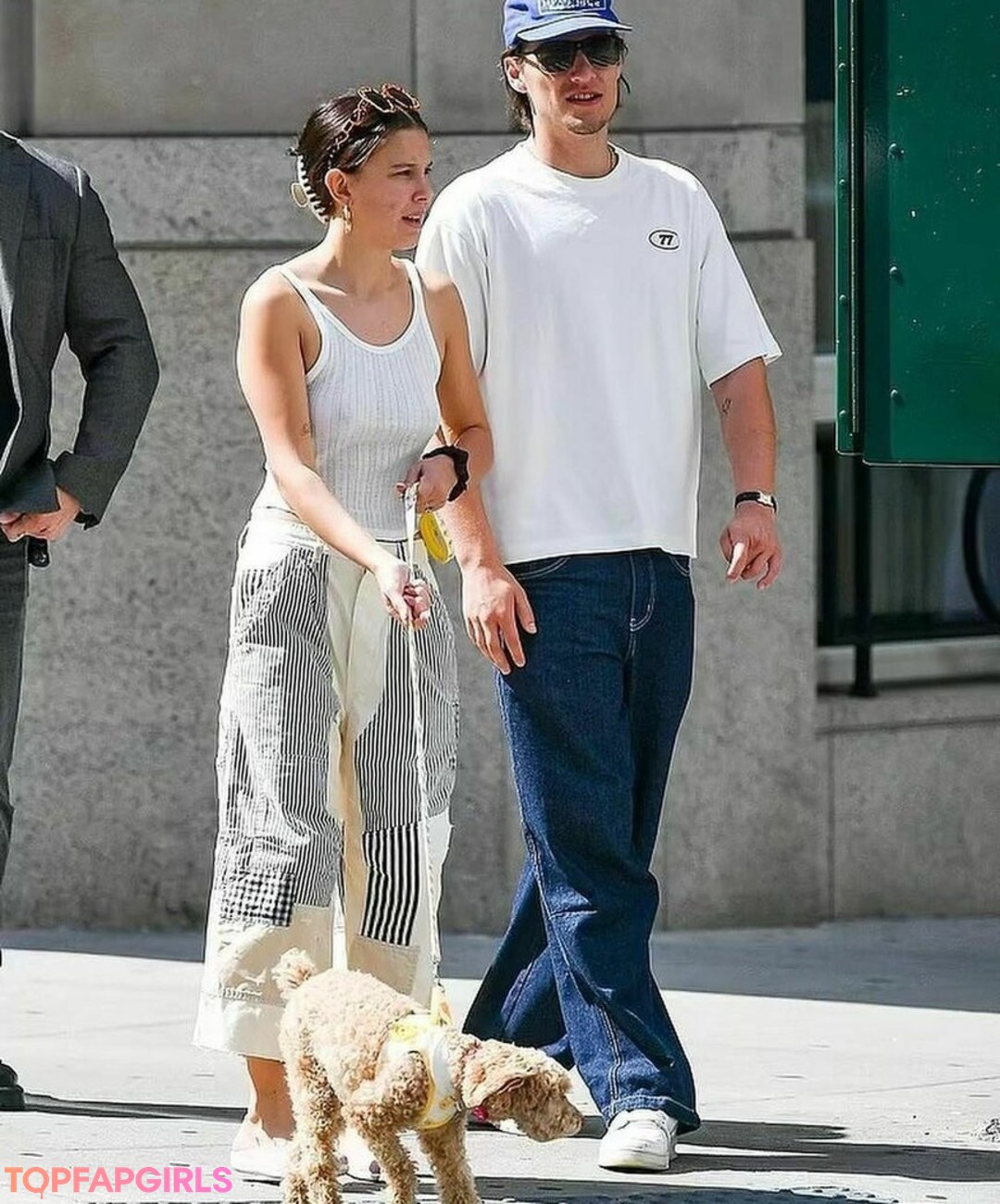Nahá fotka uniklých OnlyFans od Millie Bobby Brown #1183
