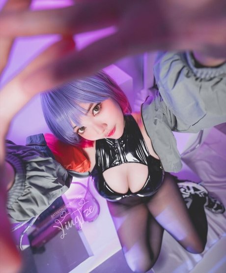Ying Tze