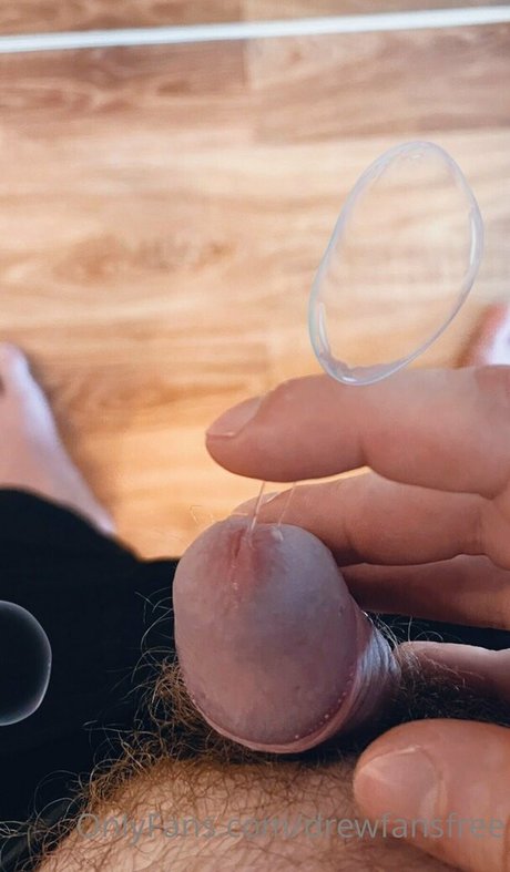 Nahá fotka uniklých OnlyFans od Drewfansfree