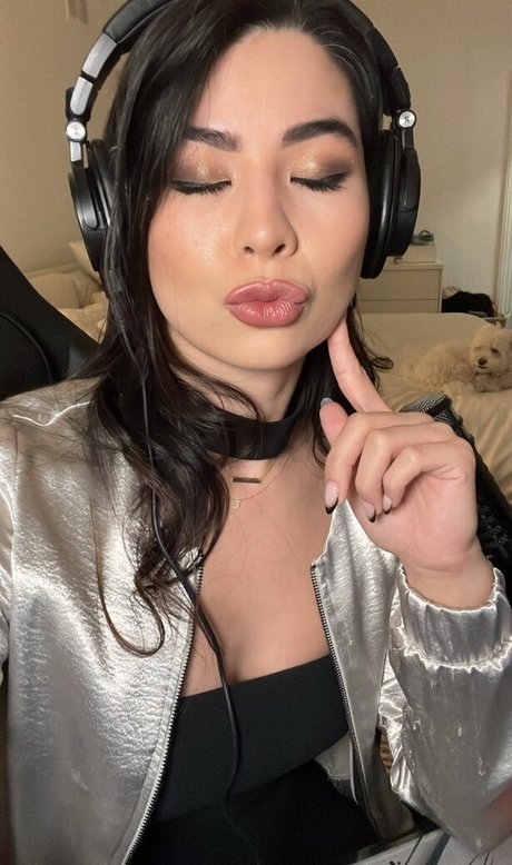Foto di nudo di fuga di OnlyFans di Carolinekwan