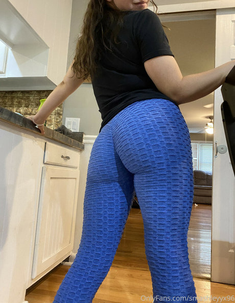 Smashleyyx96