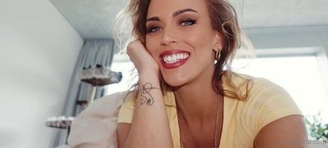 Gina Carla