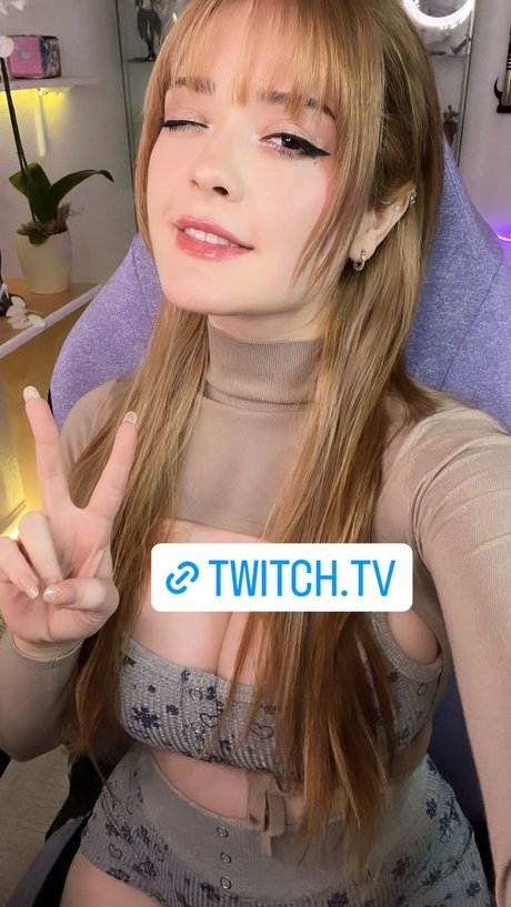 Nahá fotka uniklých OnlyFans od Onisuna