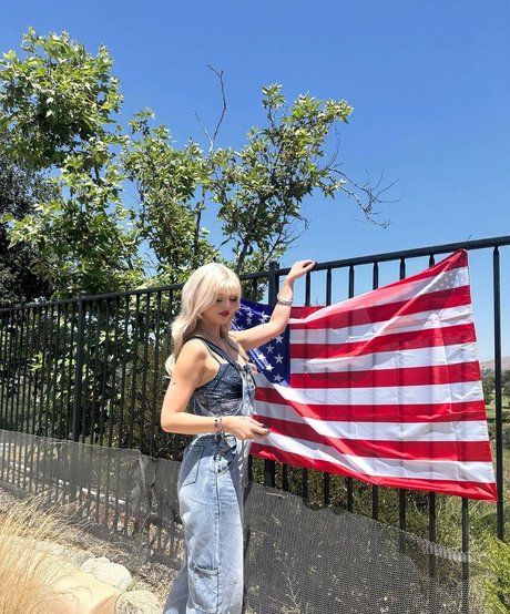 Loren Gray