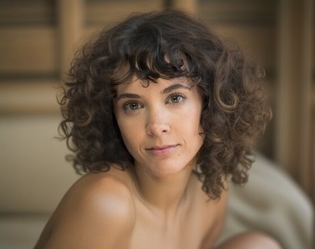 Natalie Gold