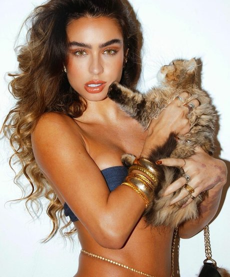 Sommer Ray