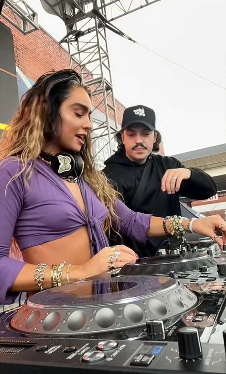 Sommer Ray