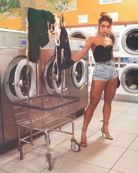 Sommer Ray