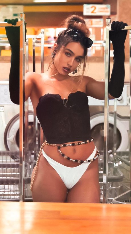 Sommer Ray