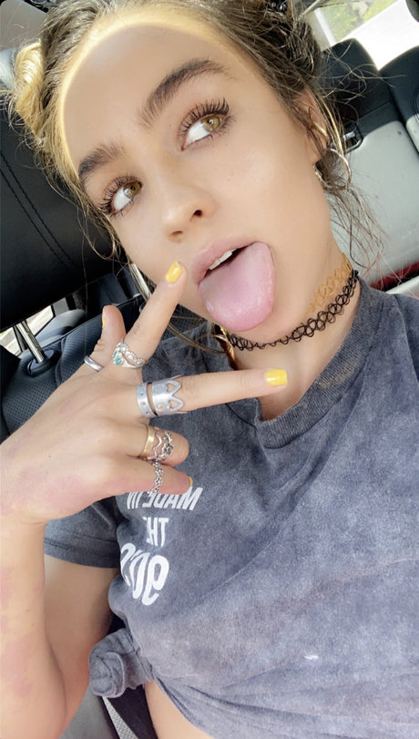Sommer Ray
