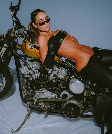 Sommer Ray
