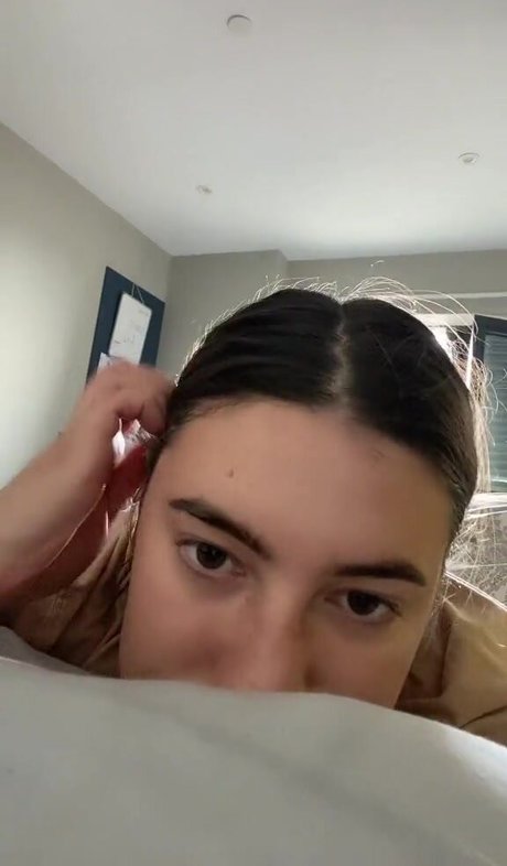 Naken läckt OnlyFans-bild av The Blue Dress Girl