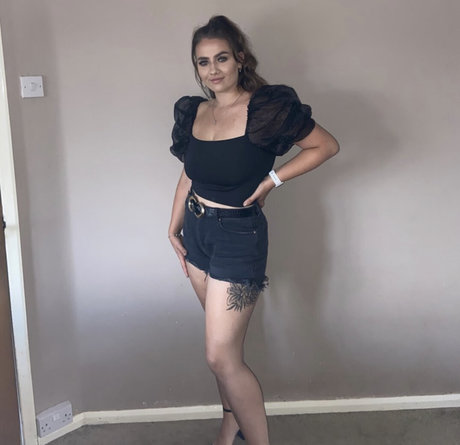 Naken läckt OnlyFans-bild av Chelsealeigh