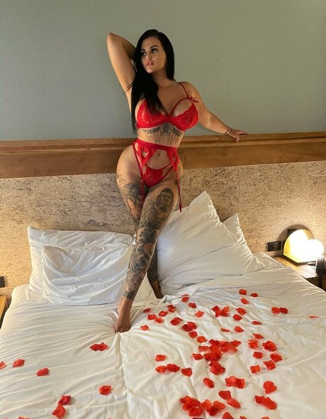 Nahá fotka uniklých OnlyFans od Reneegraciefree