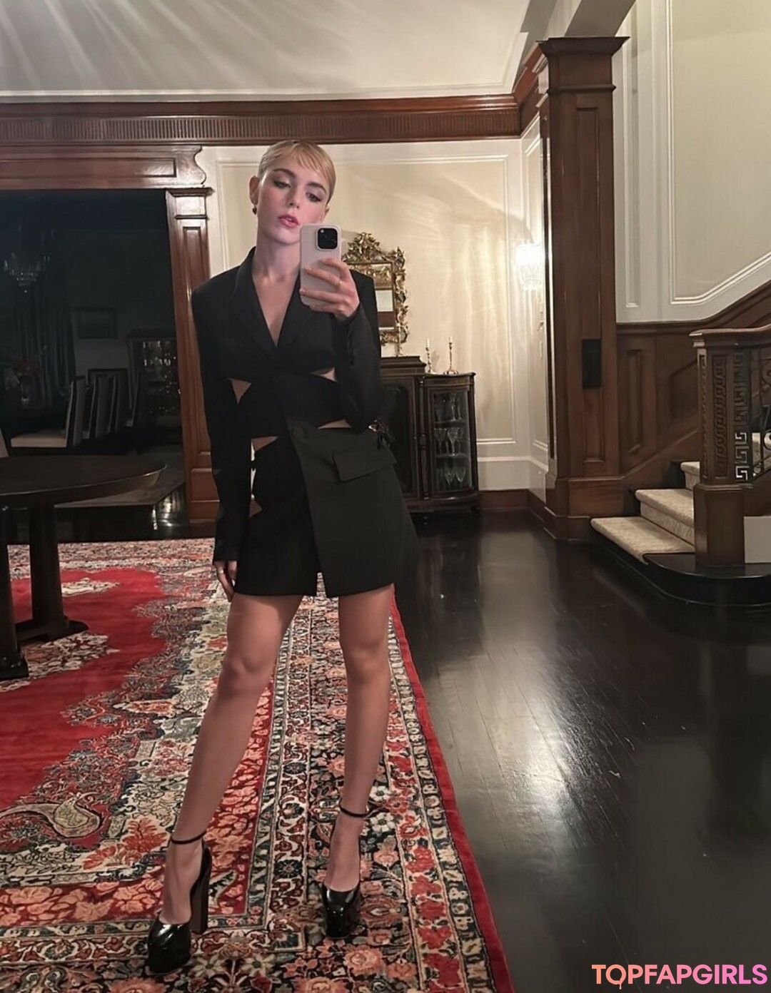 Kiernan Shipka nude leaked OnlyFans photo #1128