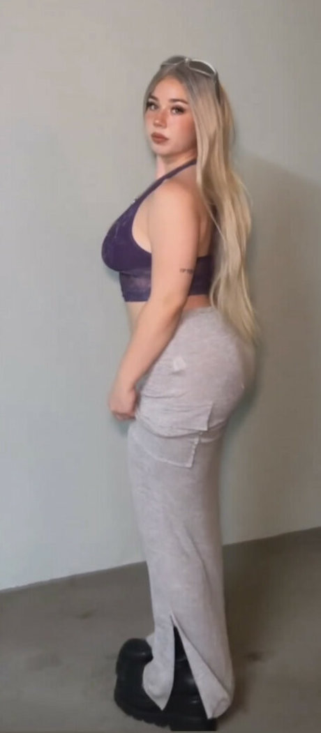 Foto desnuda filtrada de OnlyFans de Luvmesumfuego