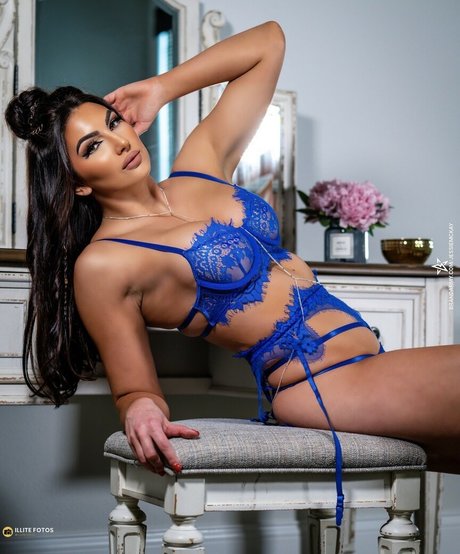 Cassie Lee