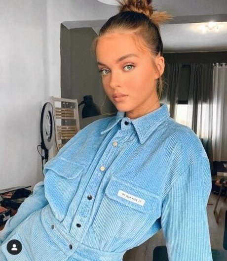 Anna Zak