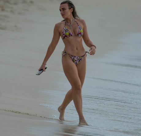 Tallia Storm