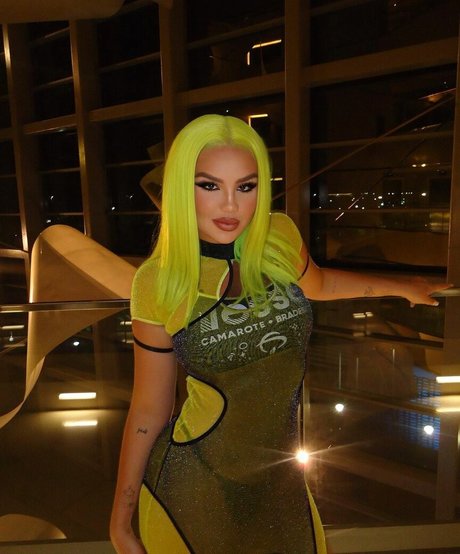 Vivi Wanderley