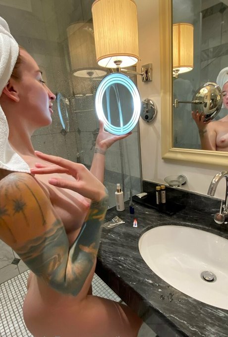 Jennyeyrejenny  nude leaked OnlyFans photo