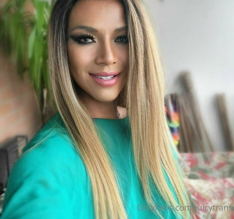 Juicytrans  nude leaked OnlyFans photo