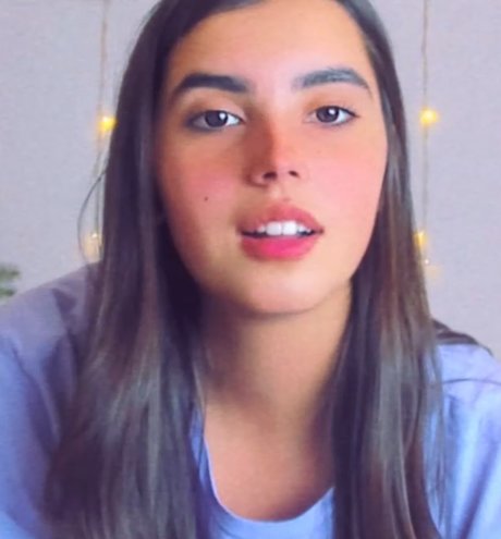 Naken lekkede OnlyFans-bilde av Nikala