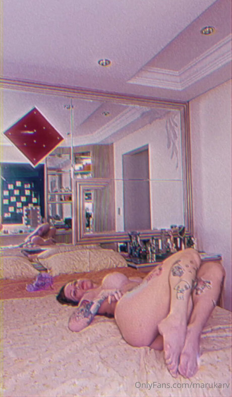 Nahá fotka uniklých OnlyFans od Maru Karv