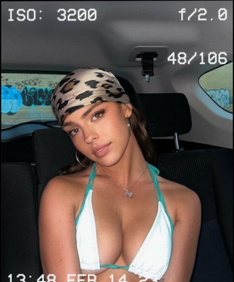 Nahá fotka uniklých OnlyFans od Alliyah