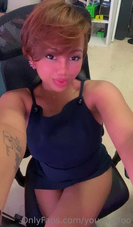 Nahá fotka uniklých OnlyFans od Yourwaifoo