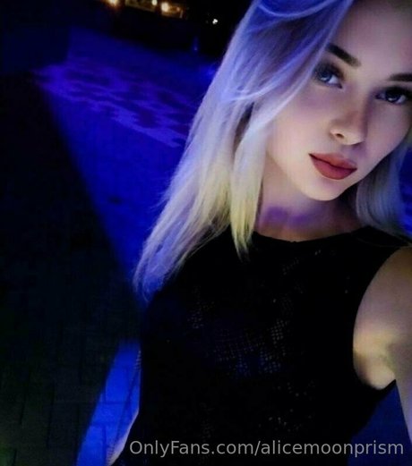 Naken läckt OnlyFans-bild av Alicemoonprism