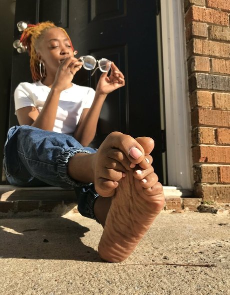 Foto nua vazada do OnlyFans de Littleebonyfeet