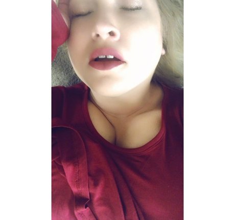 Foto di nudo di fuga di OnlyFans di Bubblespopbaby