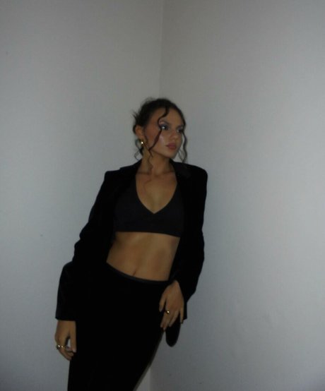 Naken lekkede OnlyFans-bilde av Dafne Keen