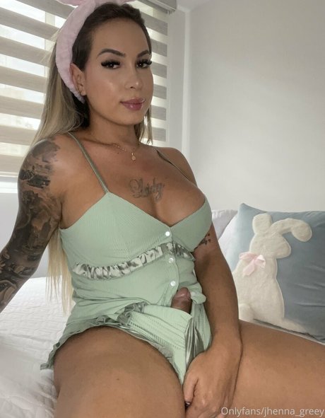 Jhennagreey