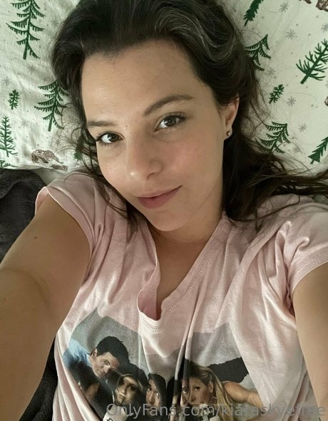 Kiaraskyefree